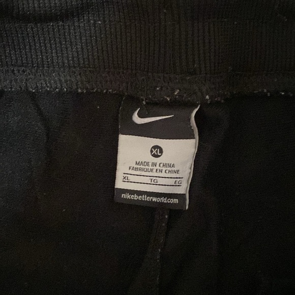 Nike XL Sweatpants - Picture 4 of 6